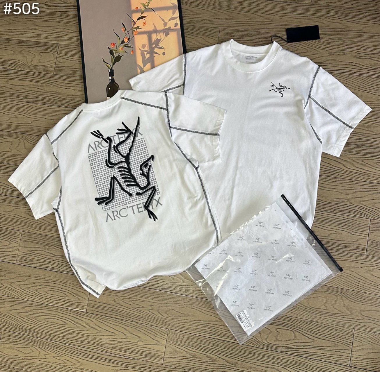 ARCTERYX 아크테릭스 공룡 백프린팅 오버핏 반팔
