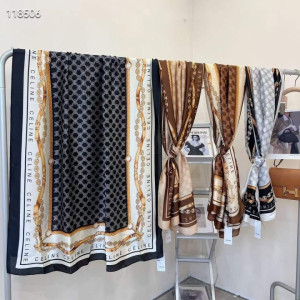 CELINE 셀린느 실크 롱스카프