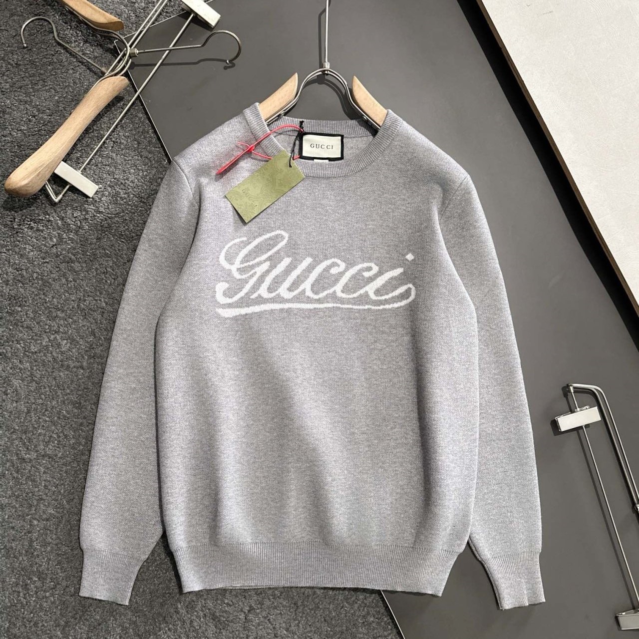 GUCCI 구찌 로고 니트