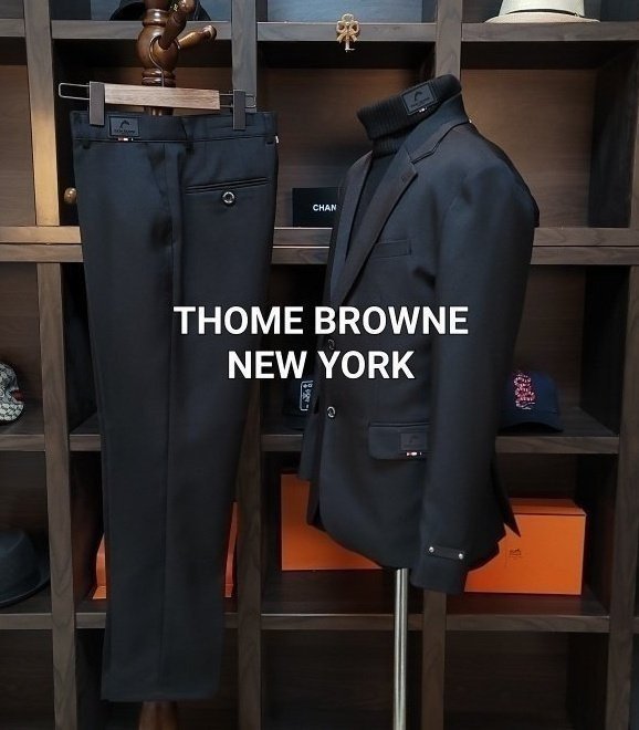 ●11월 판매 5위● THOM BROWNE 톰브라운 블랙 모던 런던 슈트 셋트 2COLOR