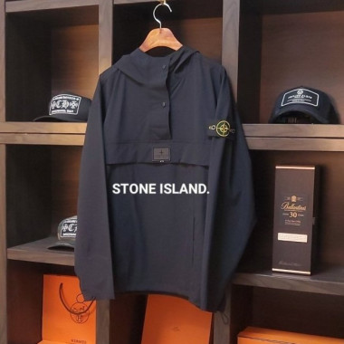 STONE ISLAND 스톤아일랜드 볼리아 윈드 아노락