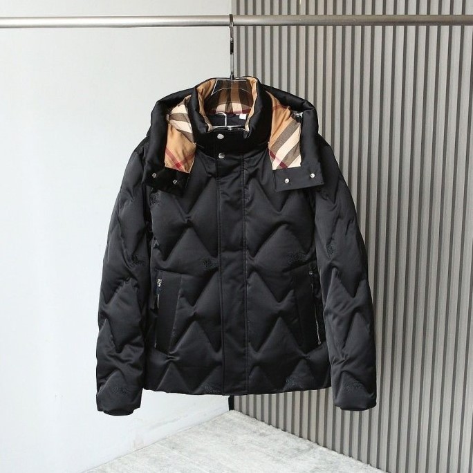 BURBERRY 버버리 자카드 퀄팅 다운 패딩 2COLOR