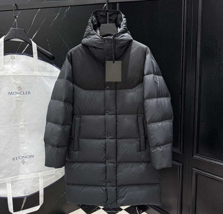 MONCLER 몽클레어 배색 다운 롱패딩