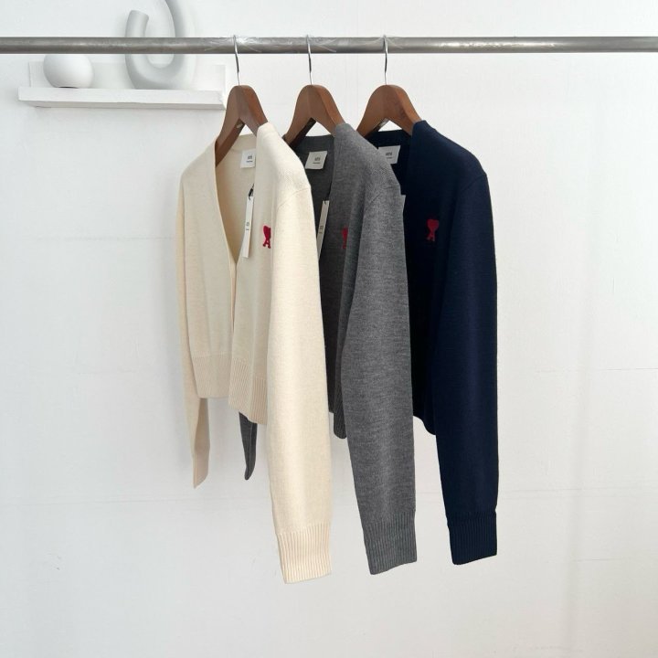 AMI 아미 하트로고 울 가디건