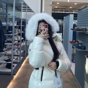 ●11월 판매 6위● MONCLER 몽클레어 셀락 구스패딩