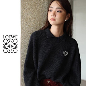  LOEWE 로에베 카라넥 자수 골지 니트 3COLOR