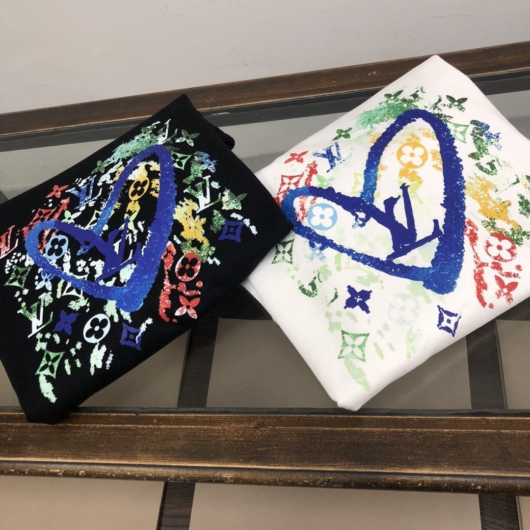 LOUIS VUITTON 루이비통 Heart colorful 맨투맨