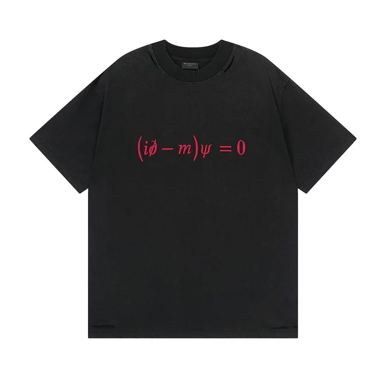 BALENCIAGA 발렌시아가 3322 디랙 이퀘이션 구제 워싱 반팔