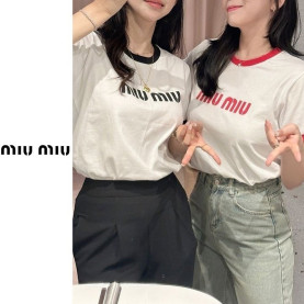 MIUMIU 미우미우 배색 레터링 티셔츠
