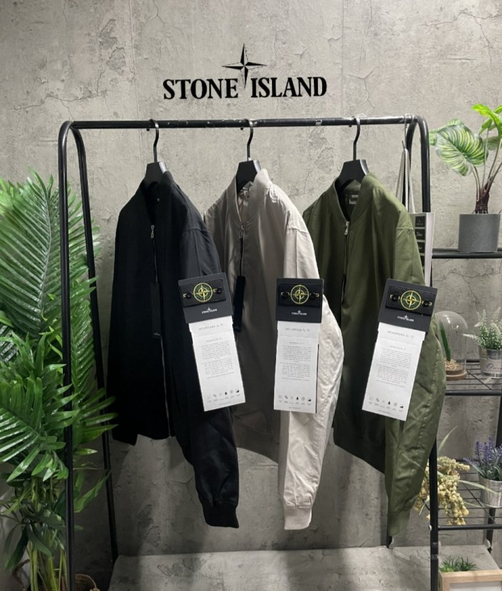 STONE ISLAND 스톤아일랜드 봄버 자켓1