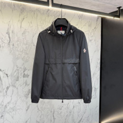 MONCLER 몽클레어 포레 후드 바람막이 자켓 입고